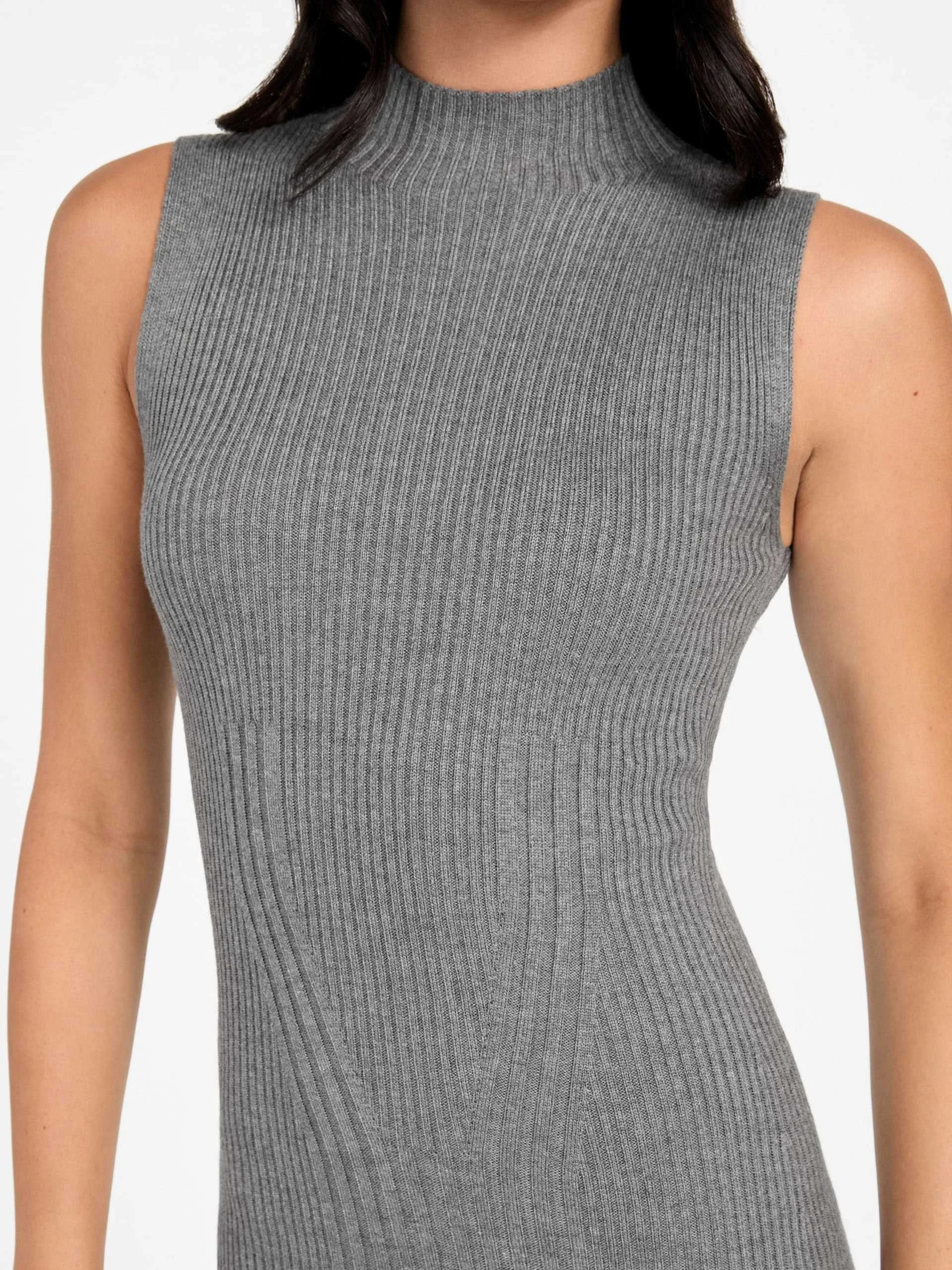 GUESS - SL JULIA SEAMLESS SWTR DRESS GUESS - SL JULIA SEAMLESS SWTR DRESS