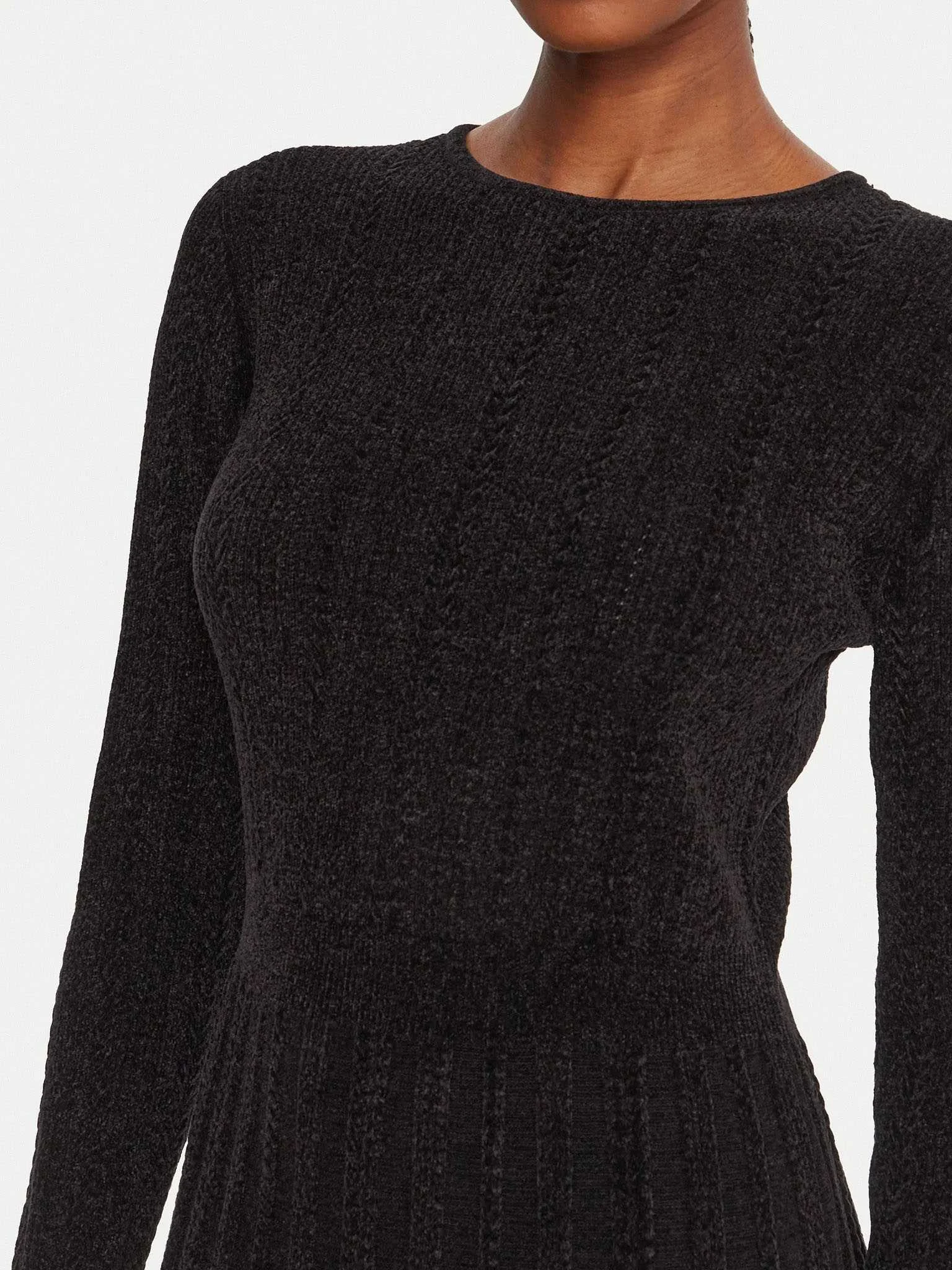 GUESS - LS MORGAN FIT AND FLARE DRESS GUESS - LS MORGAN FIT AND FLARE DRESS