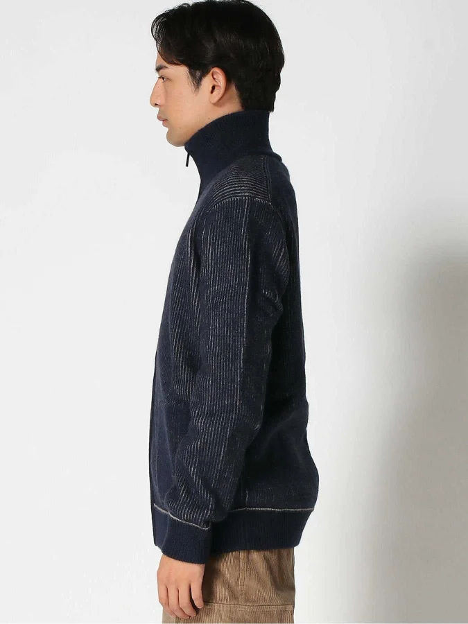 GUESS - JERROLD ZIPPED...