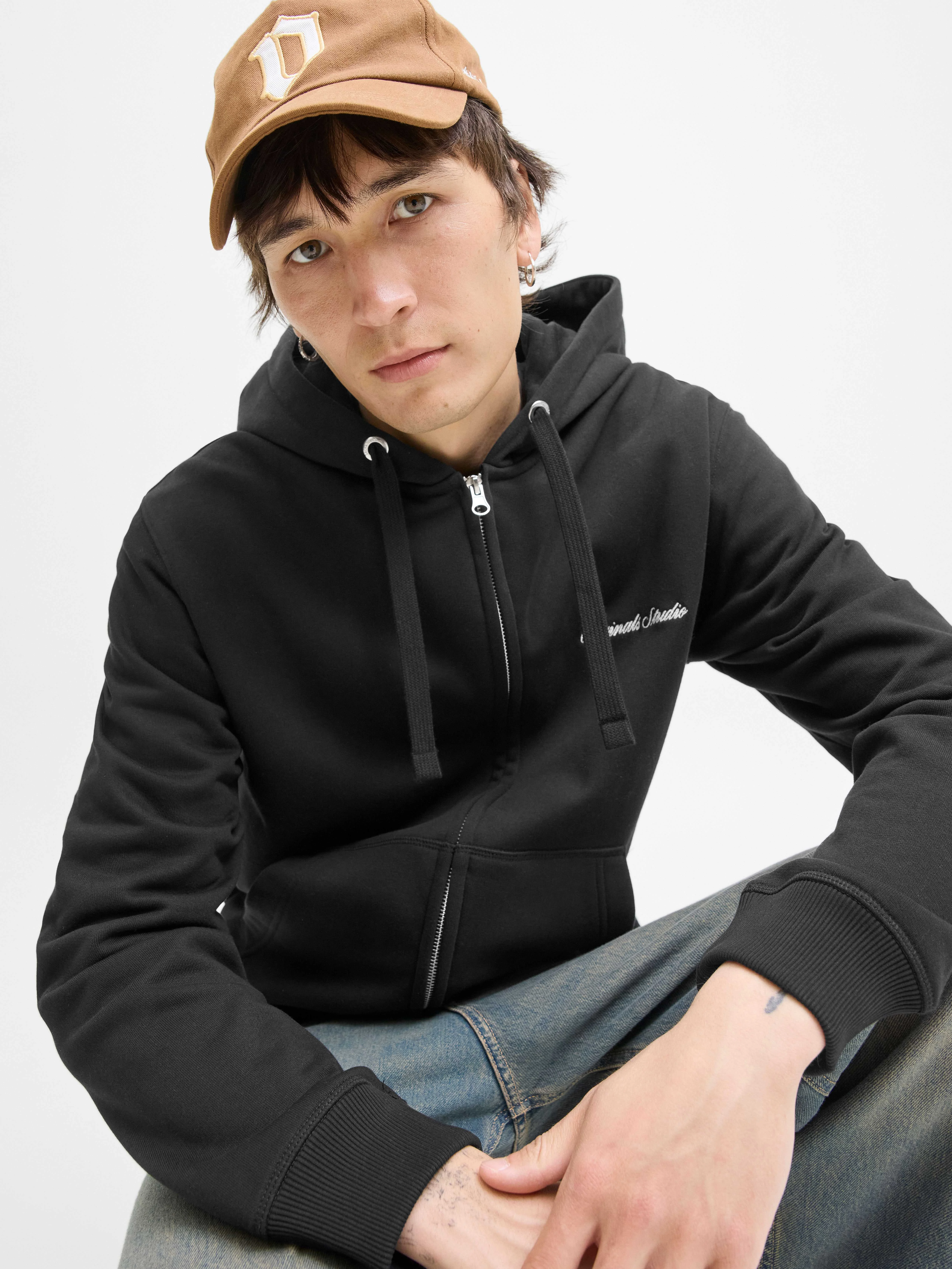 Jack&Jones - JORNORREBRO EMB SWEAT... Jack&Jones - JORNORREBRO EMB SWEAT...
