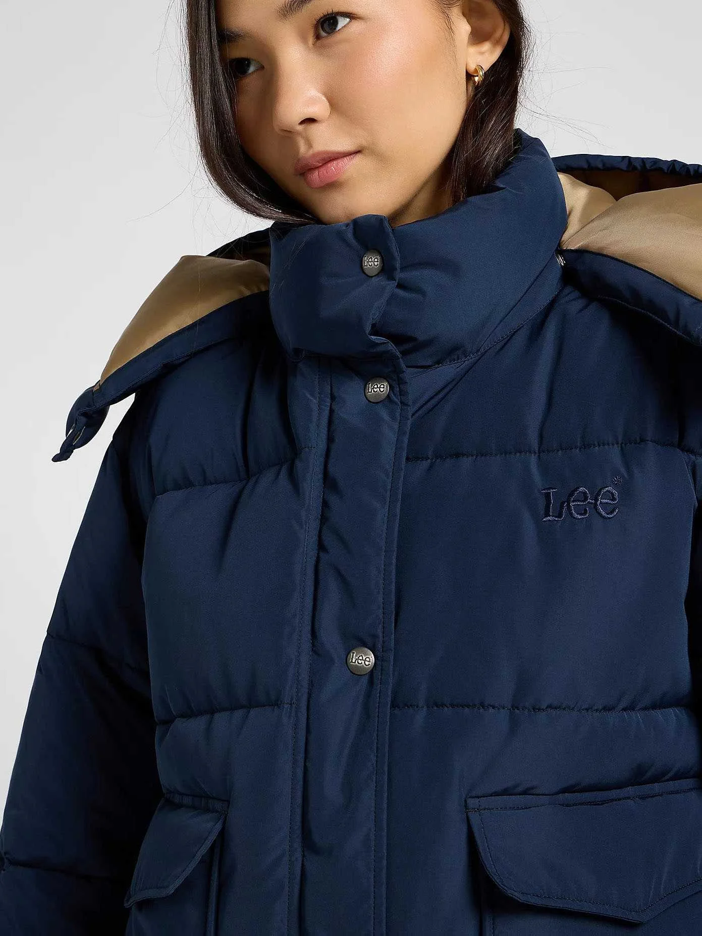Lee - SHORT PUFFER WITH HOOD Lee - SHORT PUFFER WITH HOOD