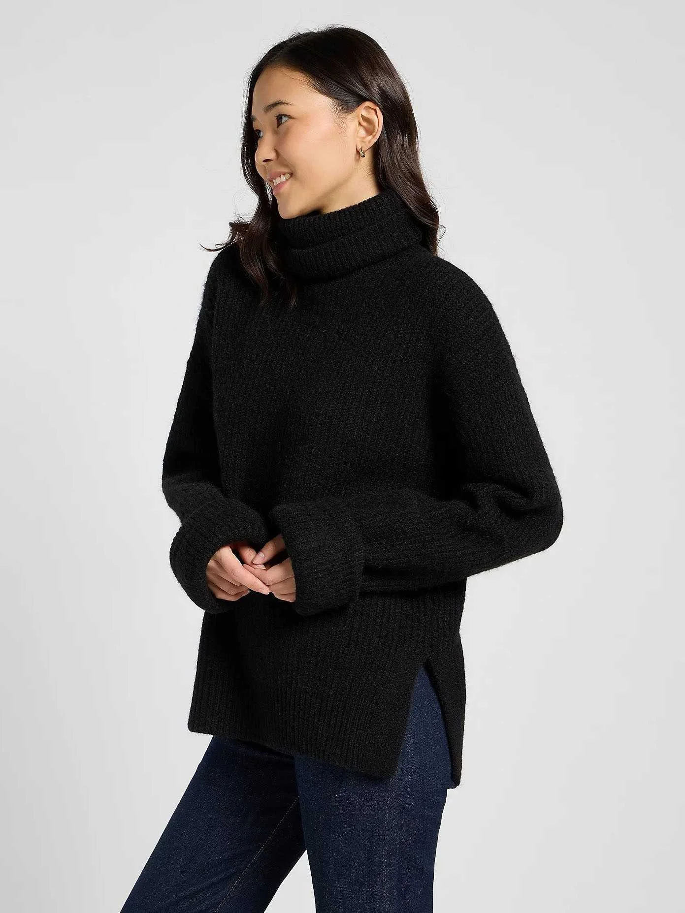 Lee - WIDE CUFF TURTLE NECK Lee - WIDE CUFF TURTLE NECK
