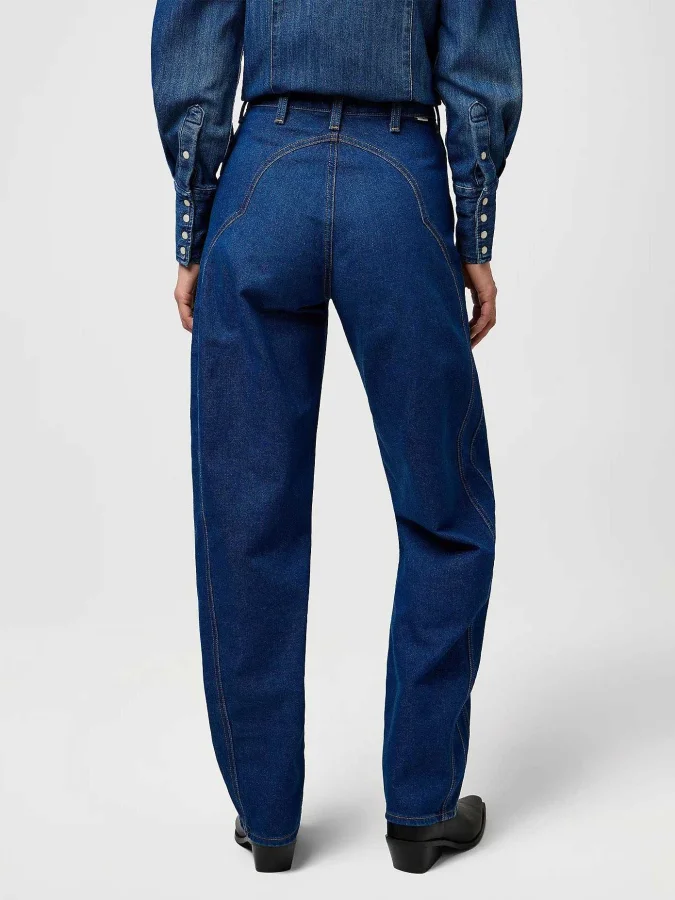Wrangler - SLEEK BARREL 2