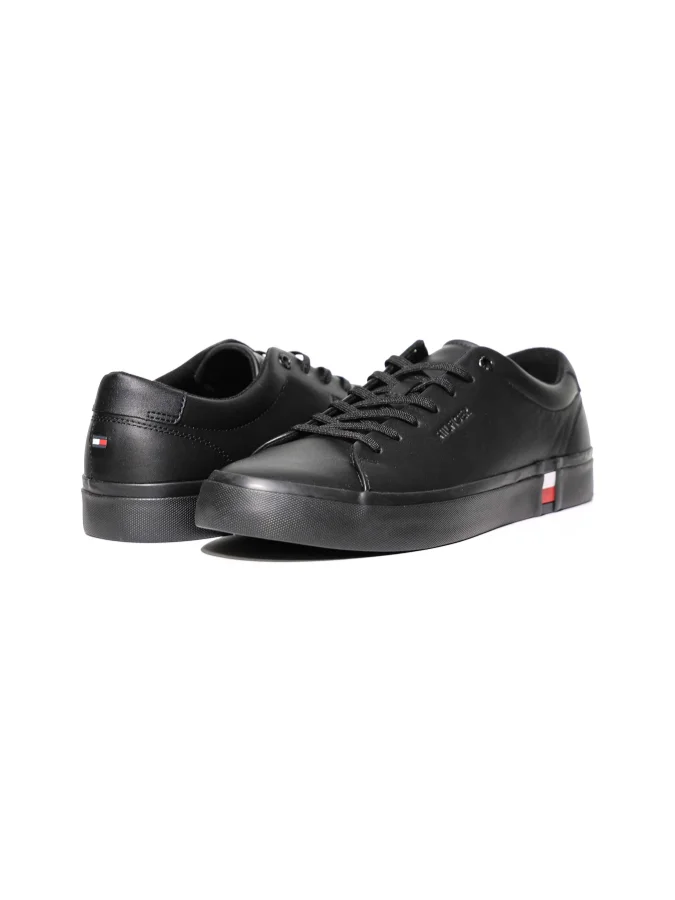 Tommy Hilfiger - MODERN...