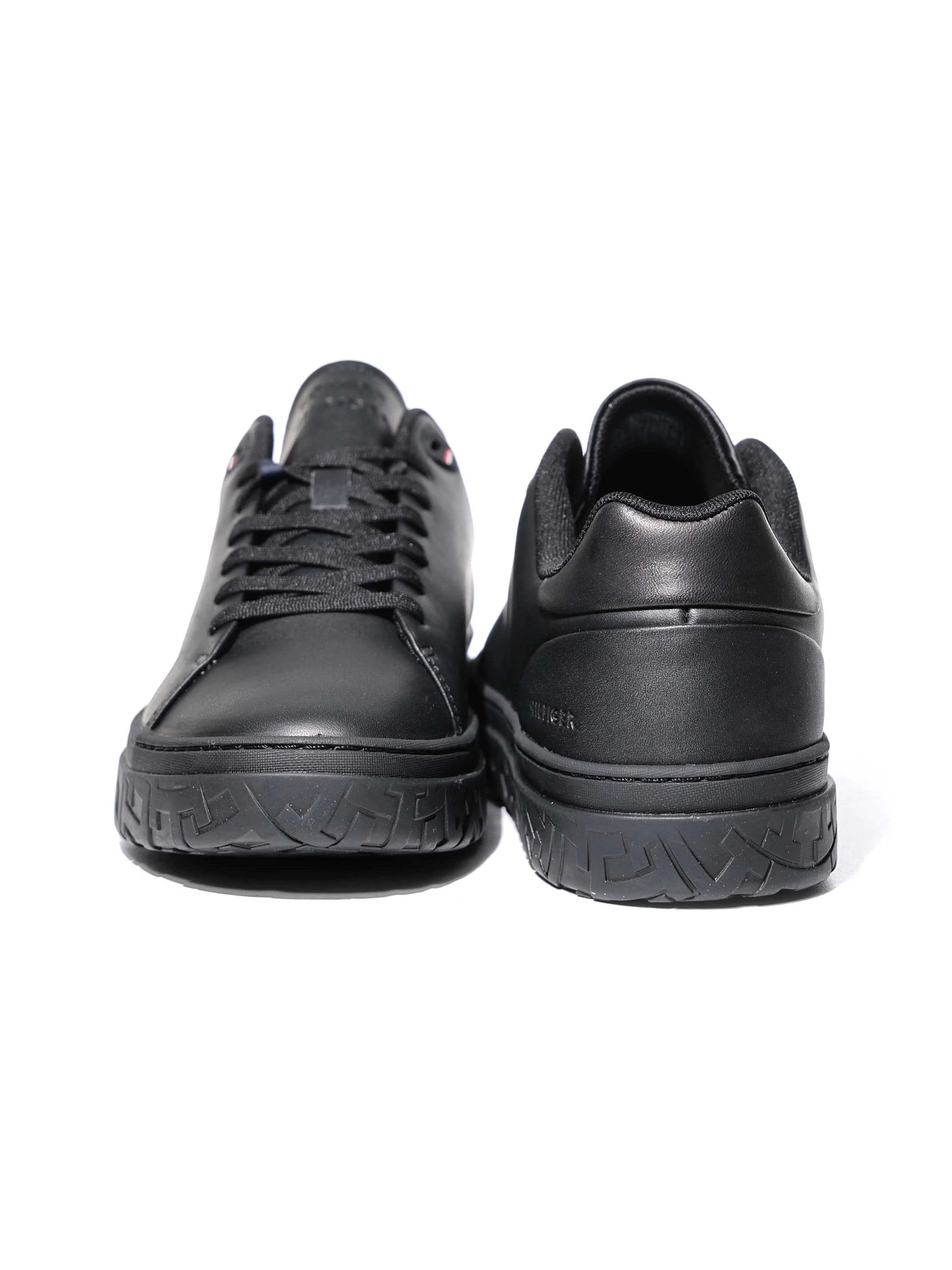 Tommy Hilfiger - MODERN ICONIC COURT... Tommy Hilfiger - MODERN ICONIC COURT...