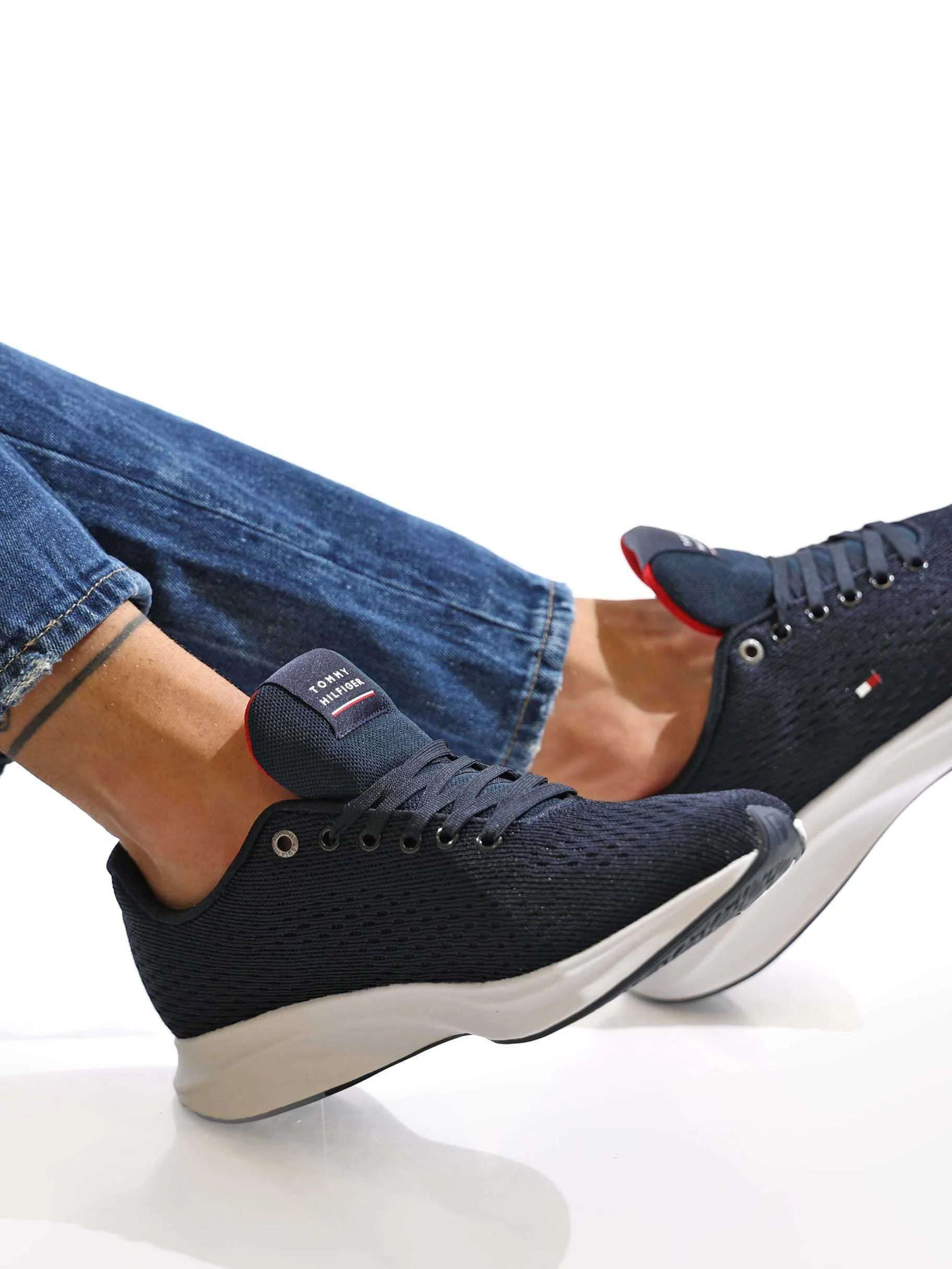 Tommy Hilfiger - LIGHTWEIGHT RUNNER KNIT Tommy Hilfiger - LIGHTWEIGHT RUNNER KNIT