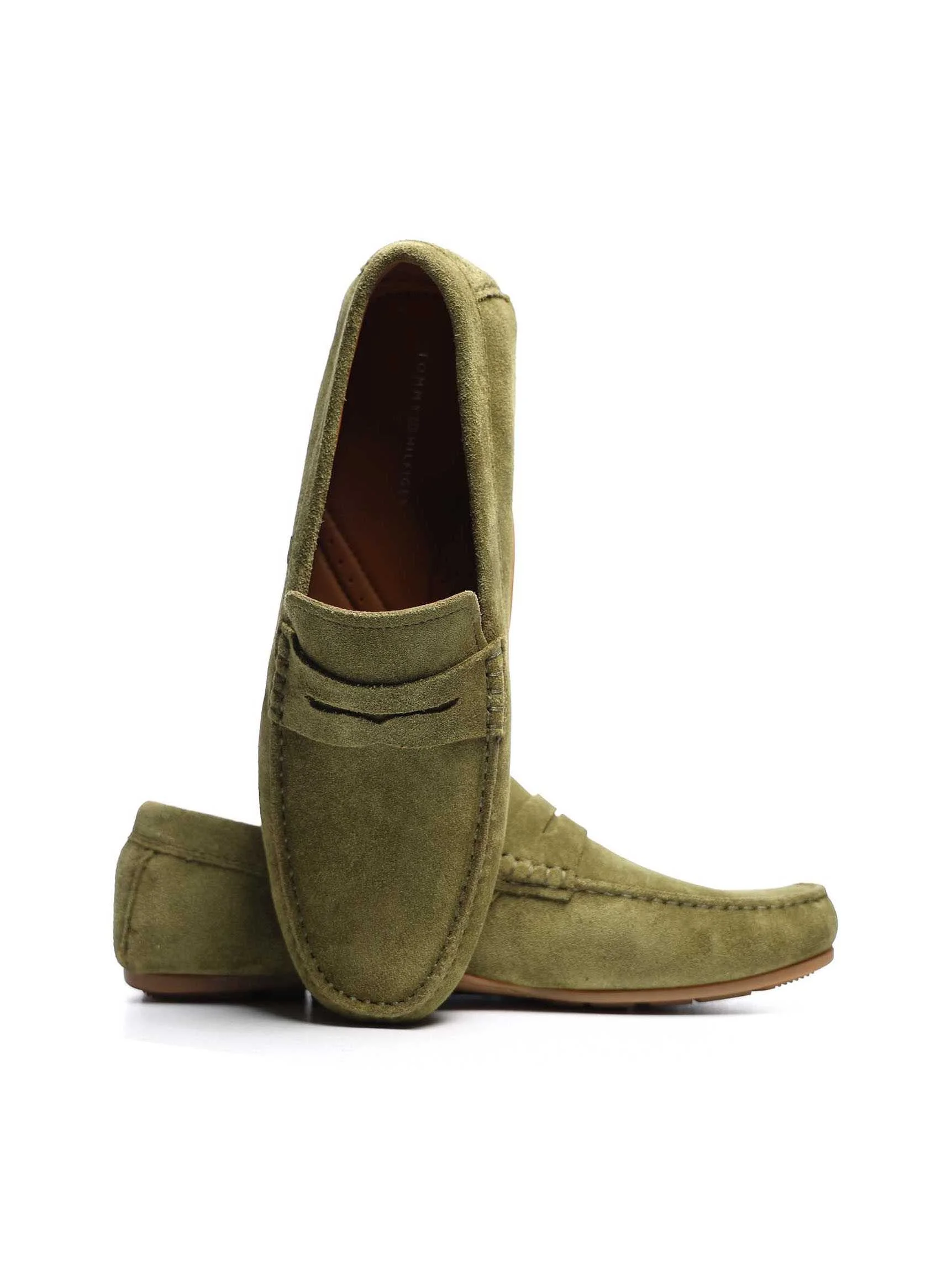 Tommy Hilfiger - CASUAL HILFIGER... Tommy Hilfiger - CASUAL HILFIGER...