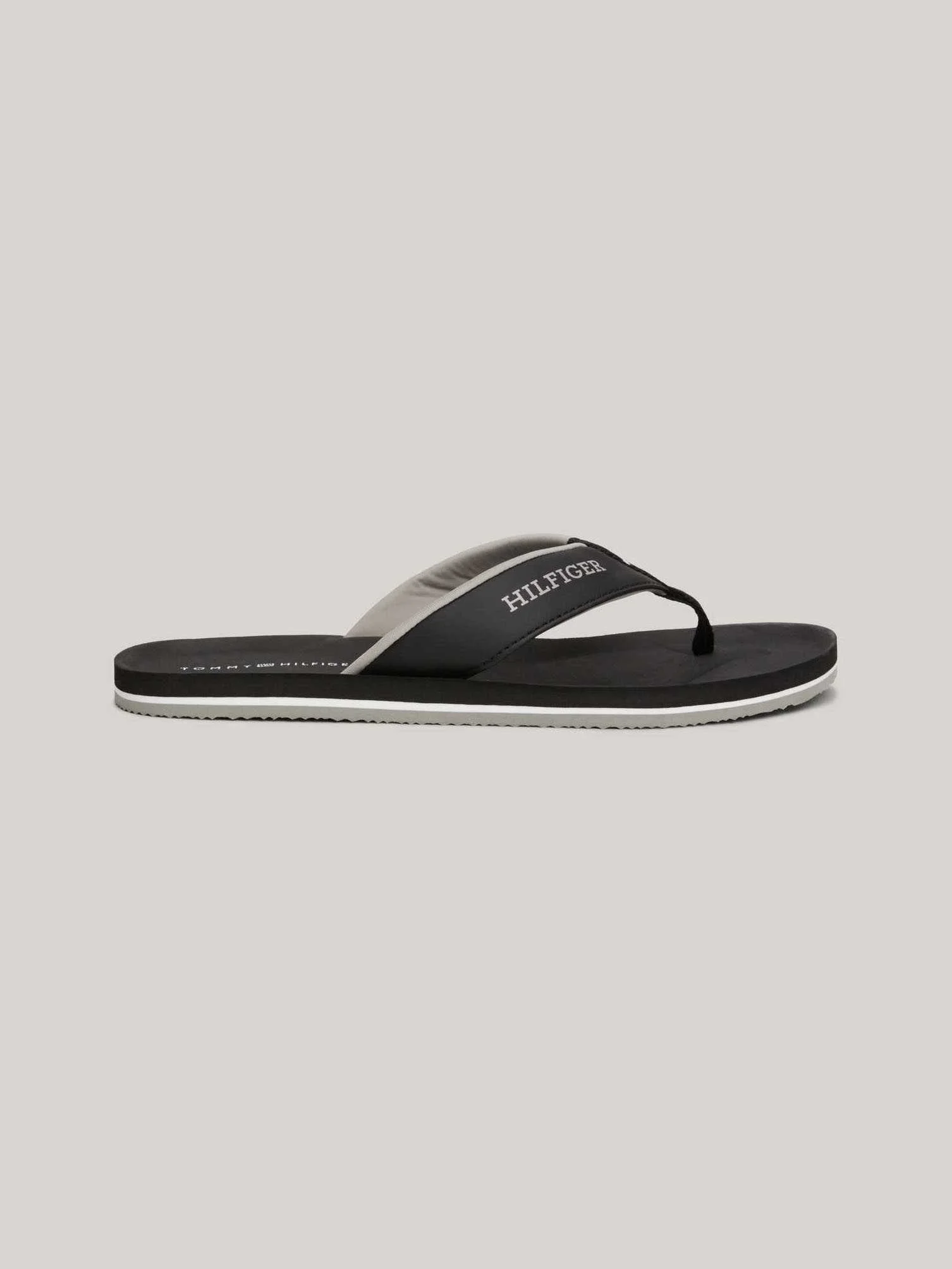 Tommy Hilfiger - COMFORT HILFIGER... Tommy Hilfiger - COMFORT HILFIGER...