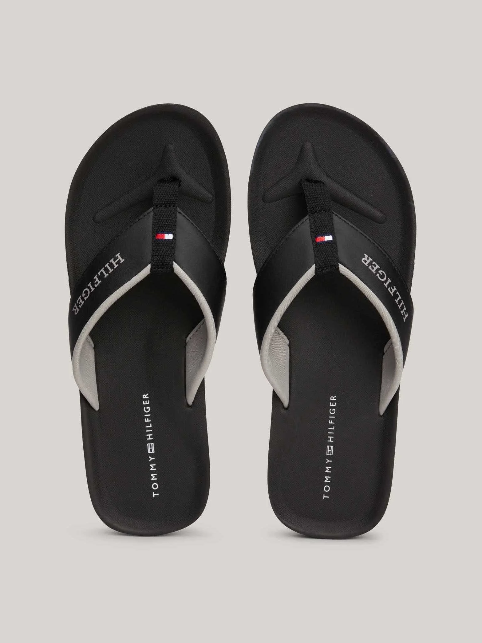 Tommy Hilfiger - COMFORT HILFIGER... Tommy Hilfiger - COMFORT HILFIGER...