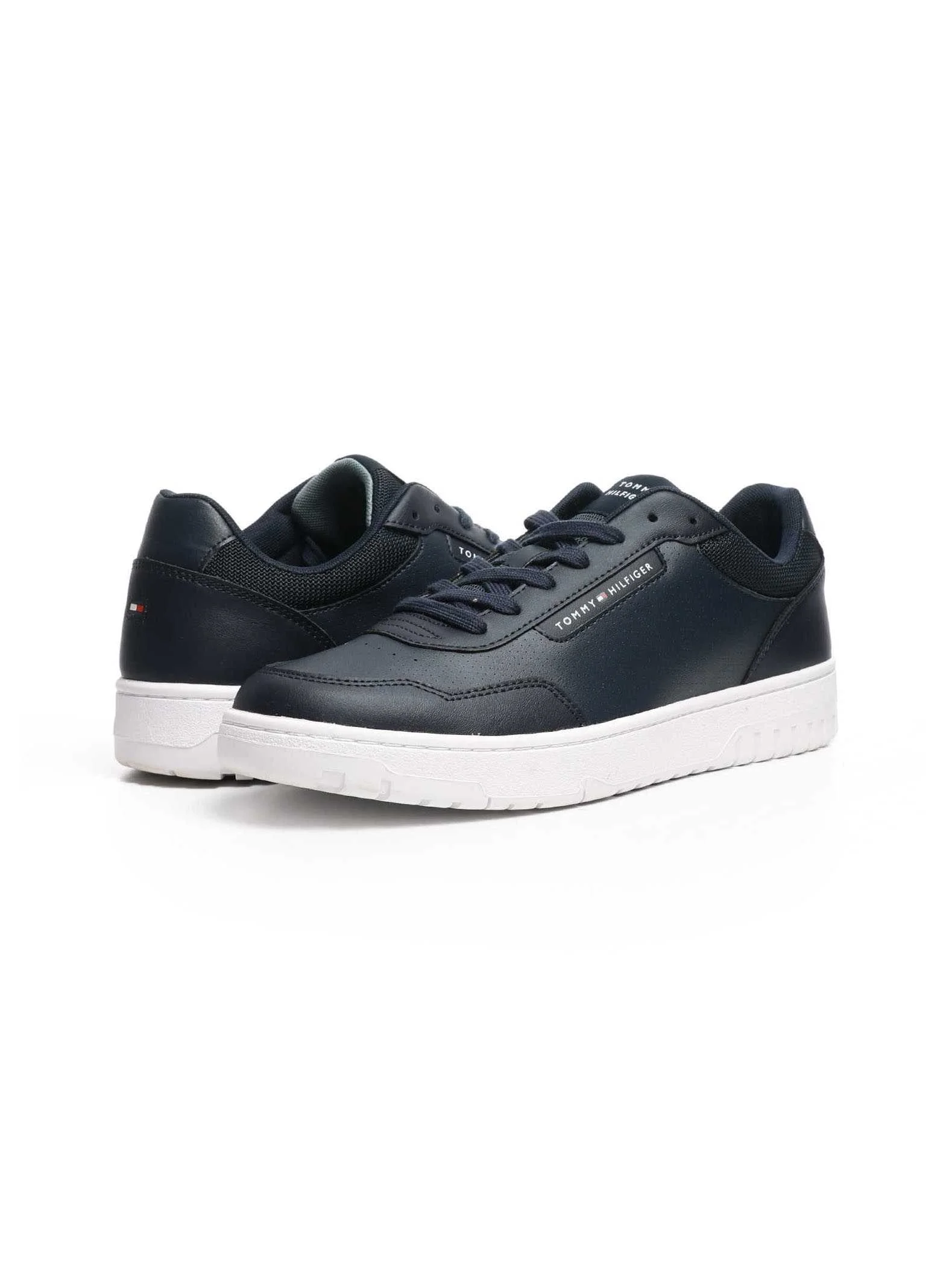 Tommy Hilfiger - TH BASKET CORE LTH... Tommy Hilfiger - TH BASKET CORE LTH...