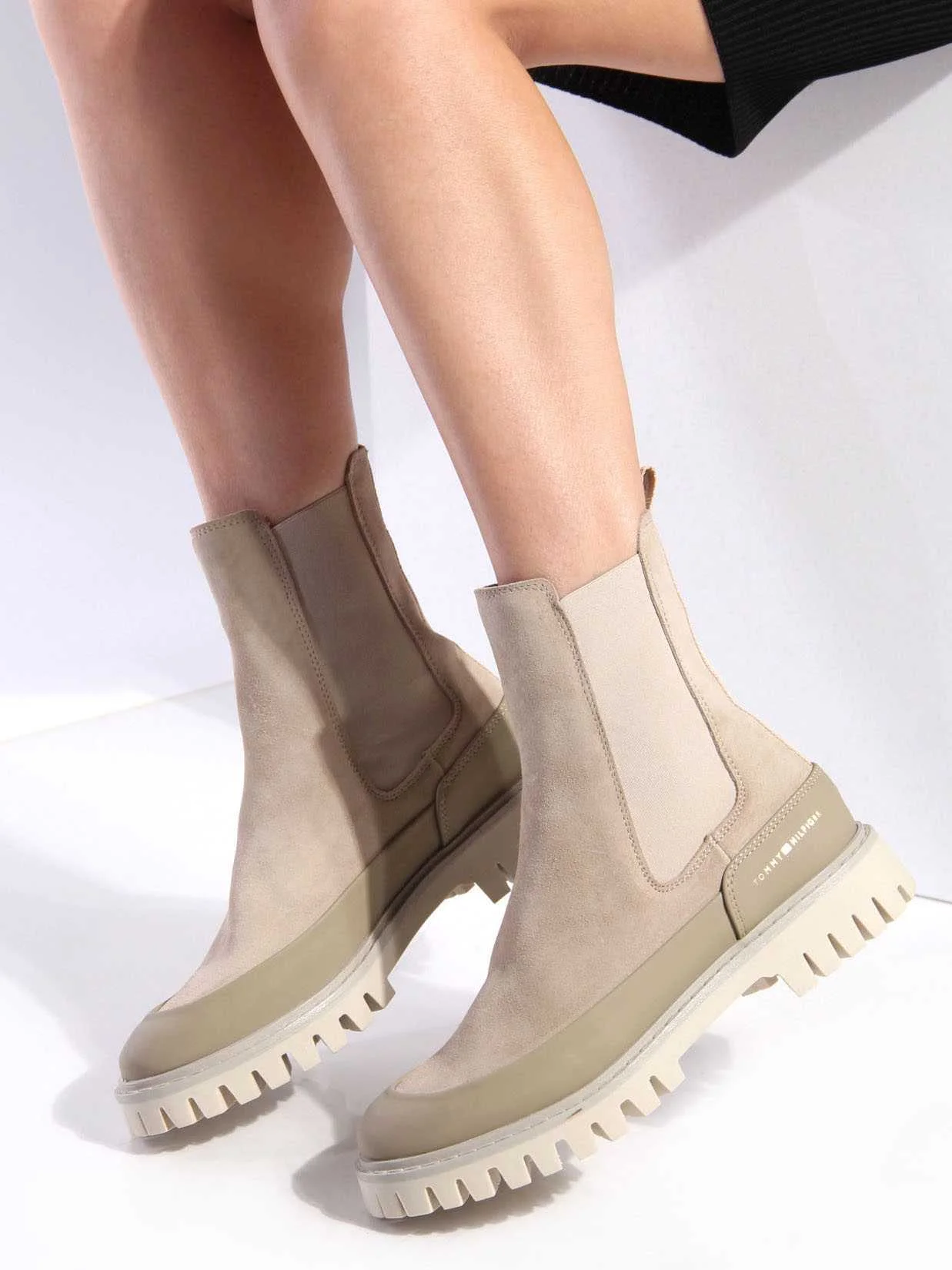 Tommy Hilfiger - TH CASUAL CHELSEA BOOT Tommy Hilfiger - TH CASUAL CHELSEA BOOT