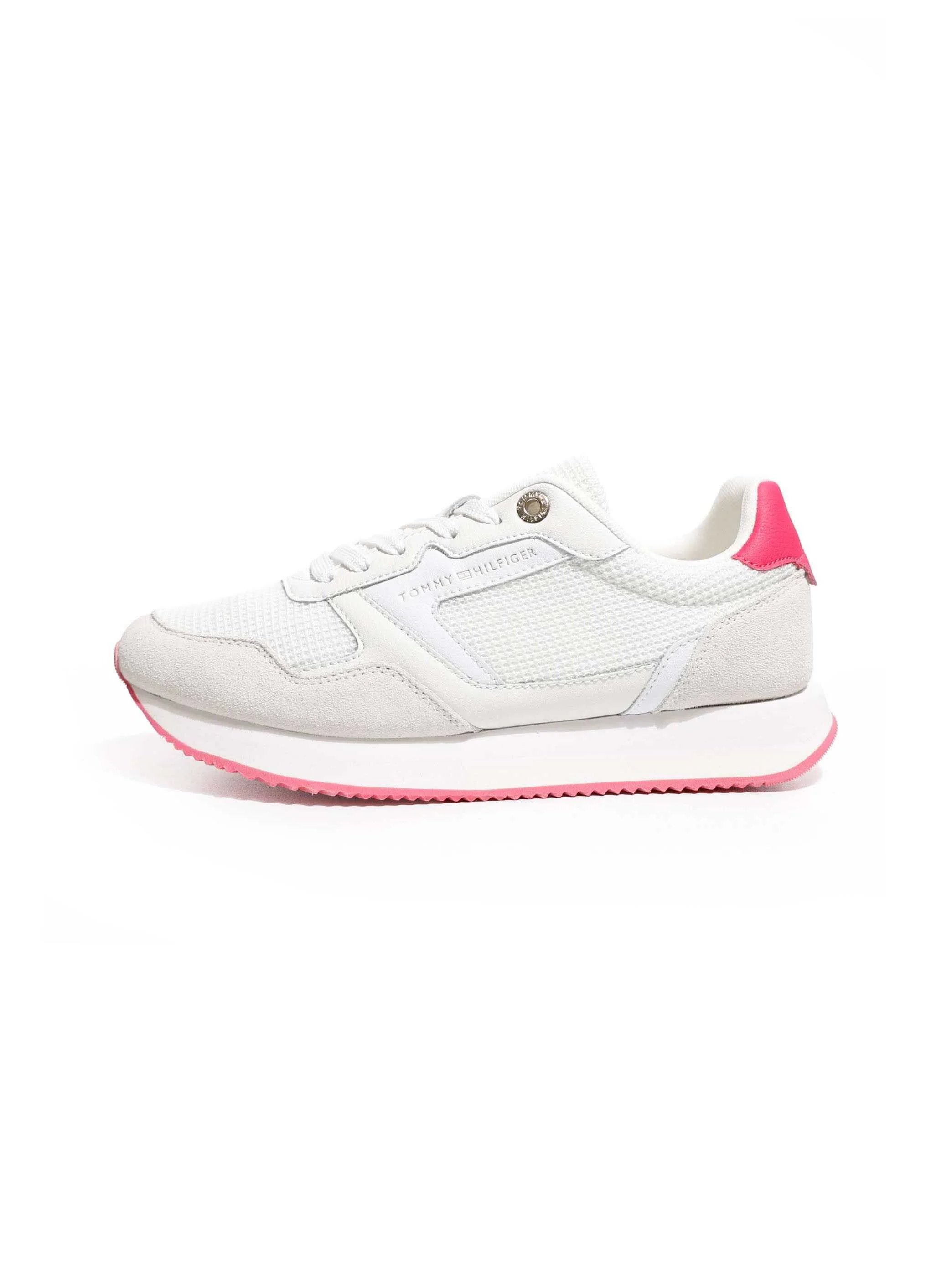 Tommy Hilfiger - ELEVATED ESSENTIAL... Tommy Hilfiger - ELEVATED ESSENTIAL...
