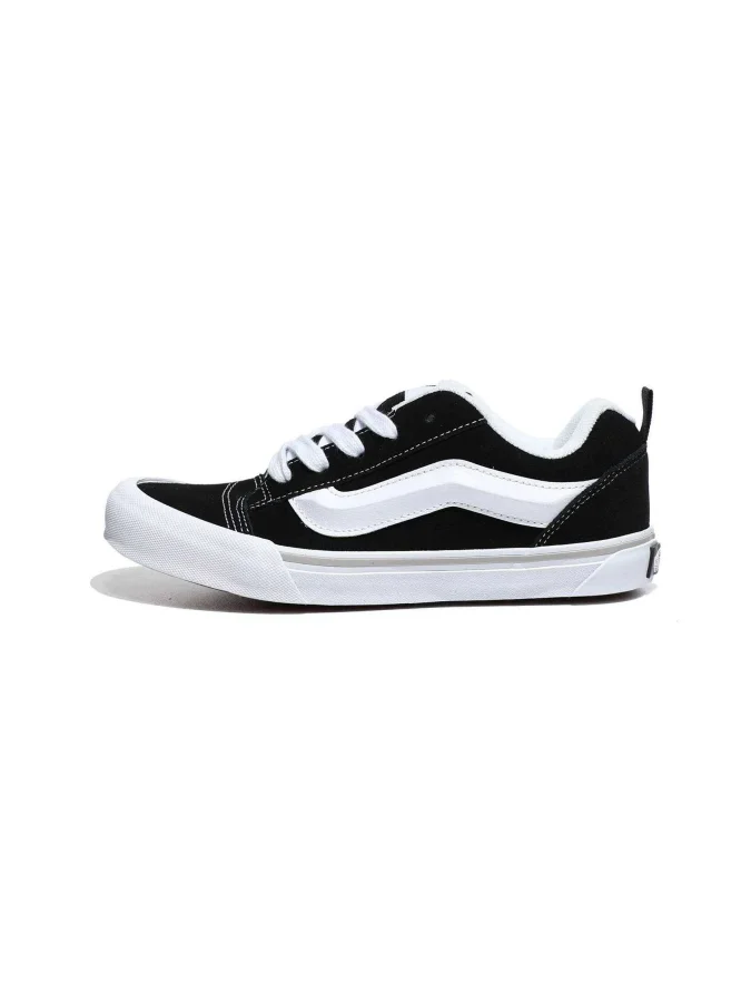 VANS - Knu Skool BLACK/WHITE 2