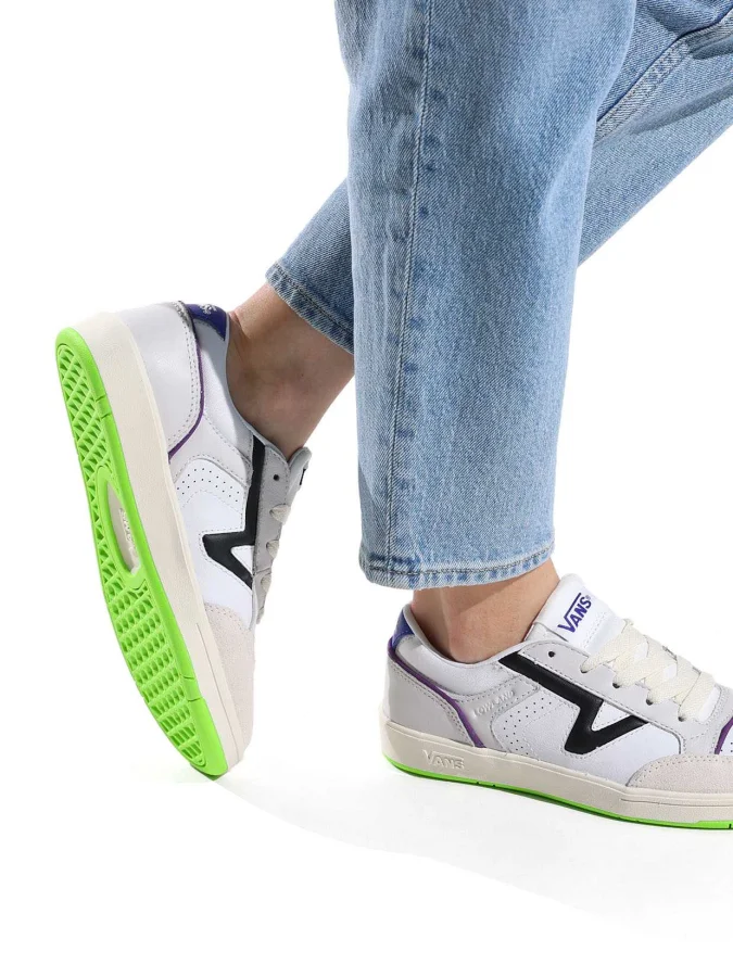 VANS - Lowland CC JMP R... 2