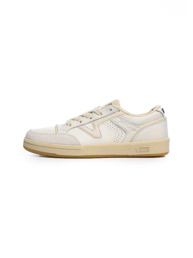 VANS - Lowland CC JMP R... 2