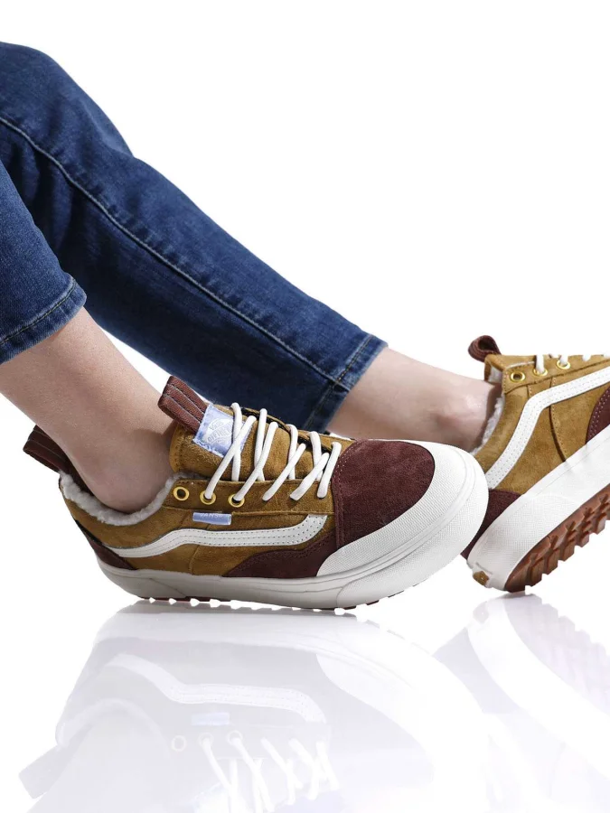 VANS 2
