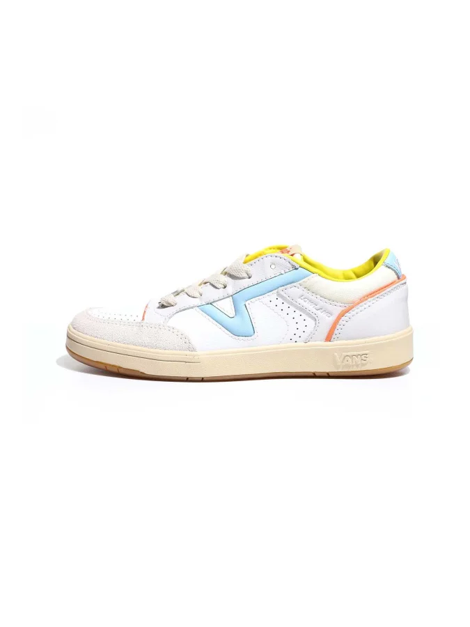 VANS - UA Lowland CC JMP... 2