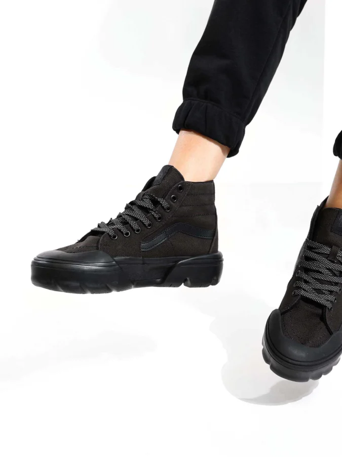 VANS - UA SK8-Hi Tapered... 2