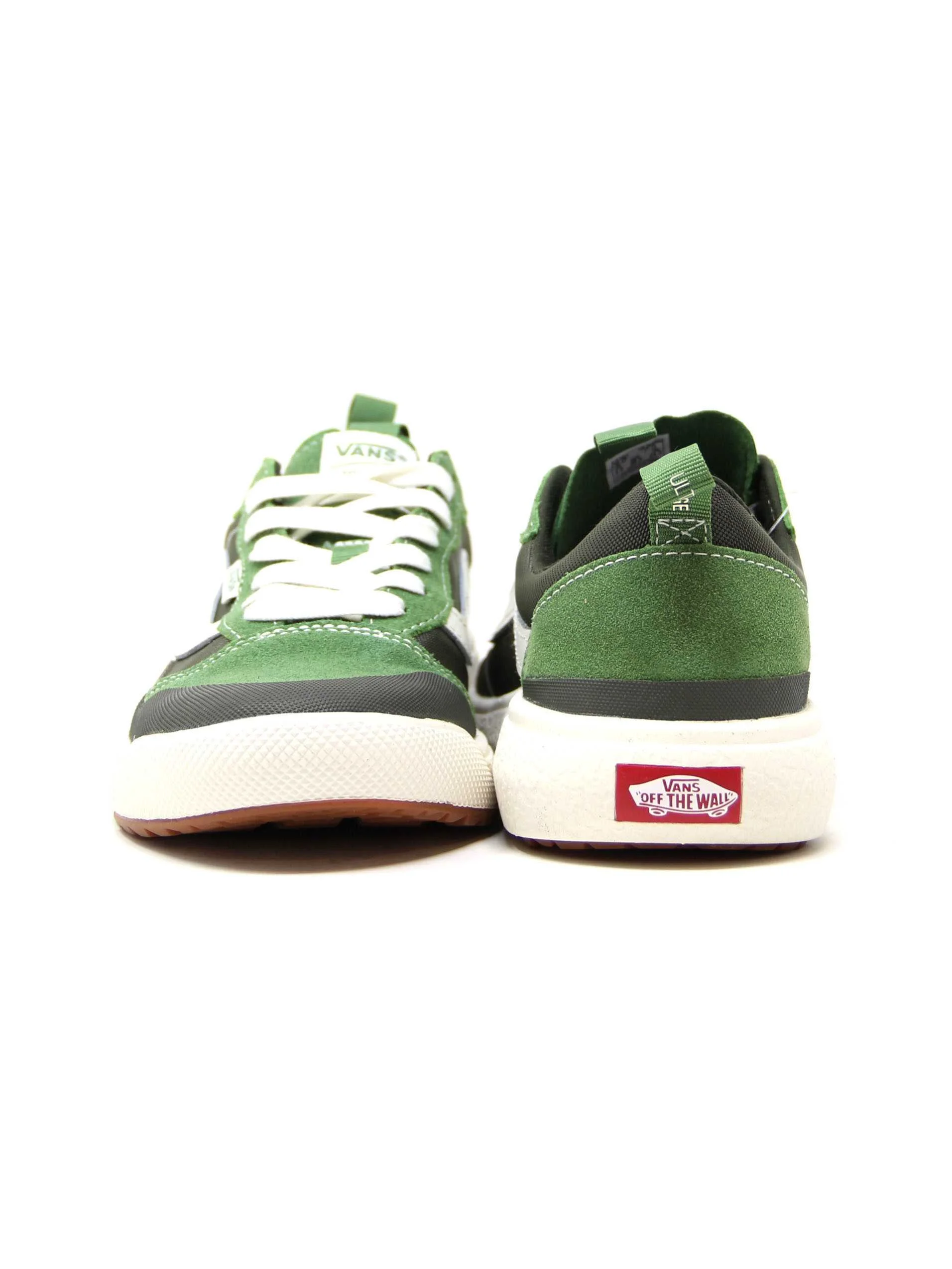 VANS - UA UltraRange EXO VANS - UA UltraRange EXO