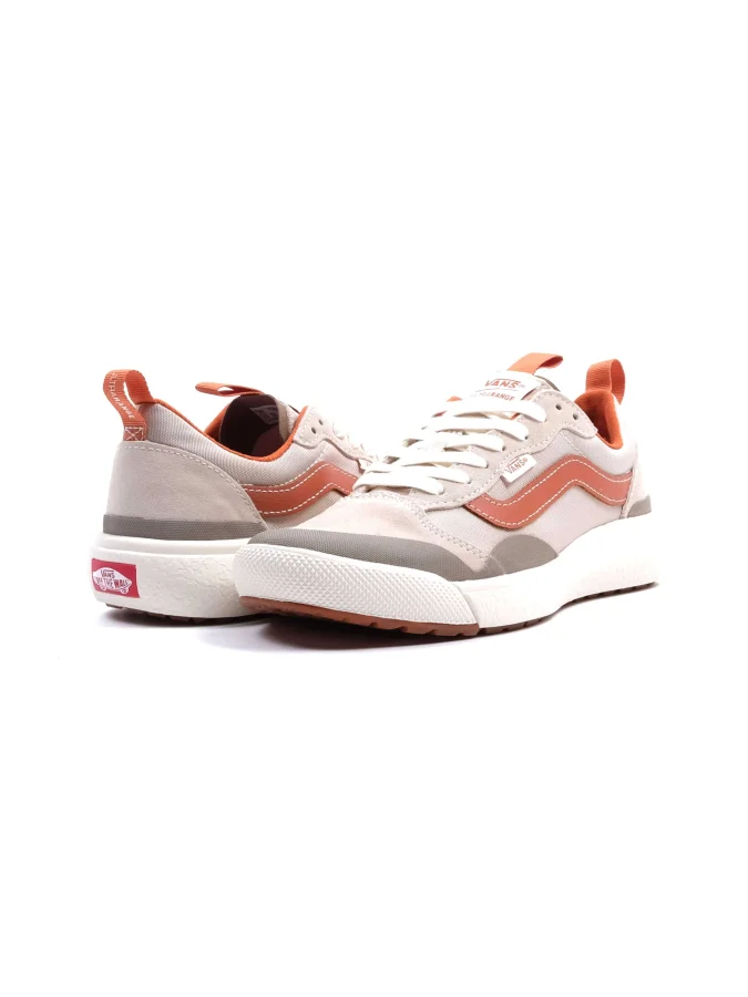 VANS - UA UltraRange EXO SE