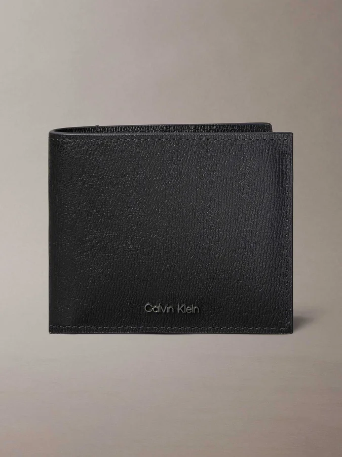 CALVIN KLEIN - SAFFIANO...