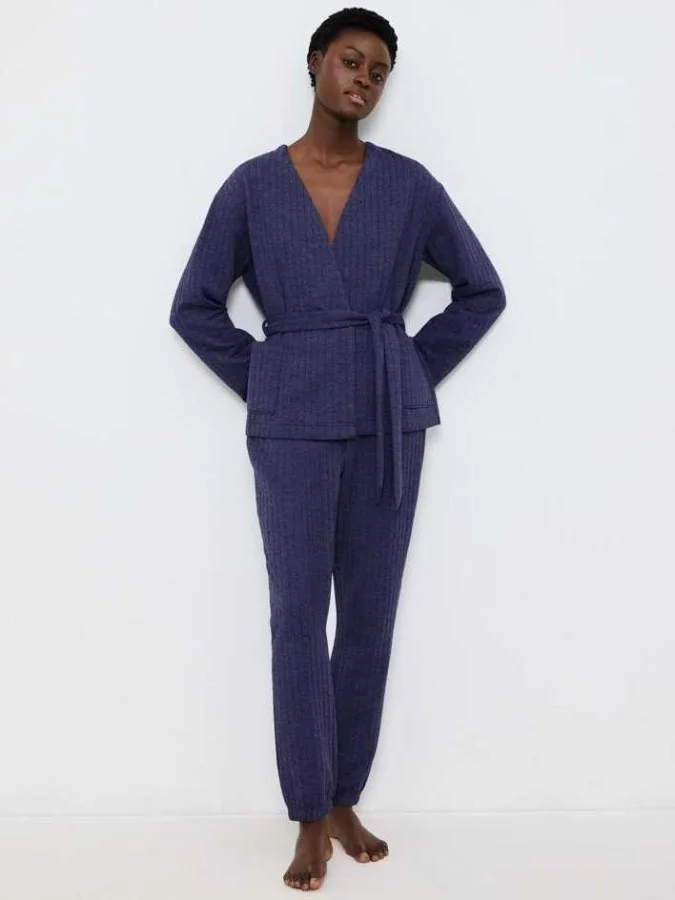 TRIUMPH - Cozy Comfort Robe...