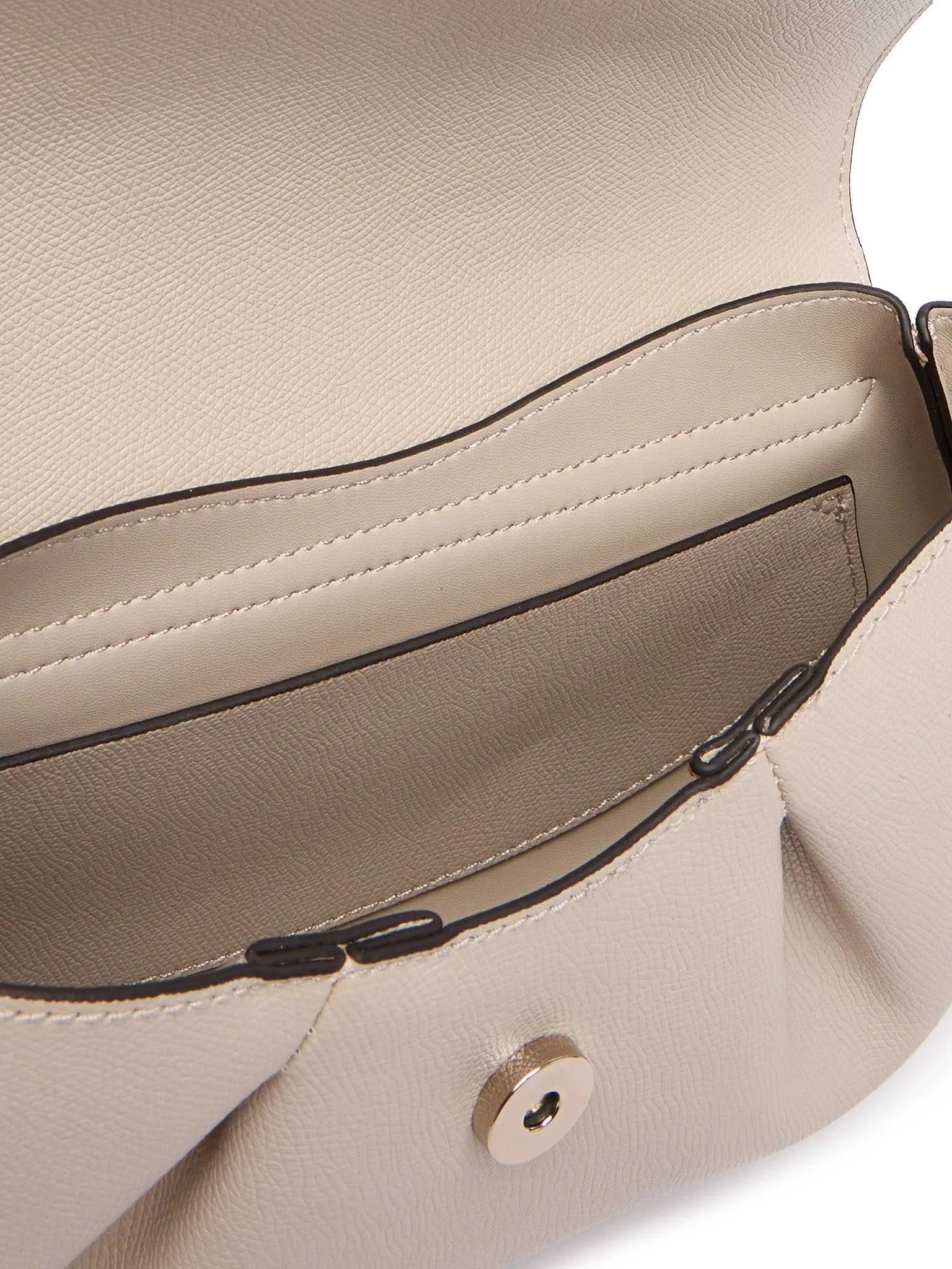 GUESS - AMORETTE FLAP CROSSBODY GUESS - AMORETTE FLAP CROSSBODY