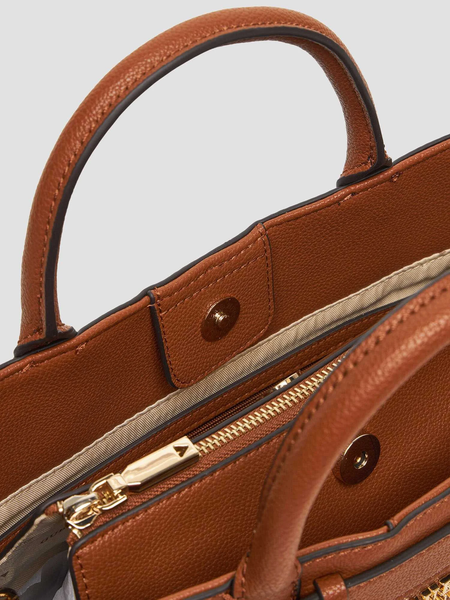 GUESS - GREGORIA GIRLFRIEND SATCHEL GUESS - GREGORIA GIRLFRIEND SATCHEL