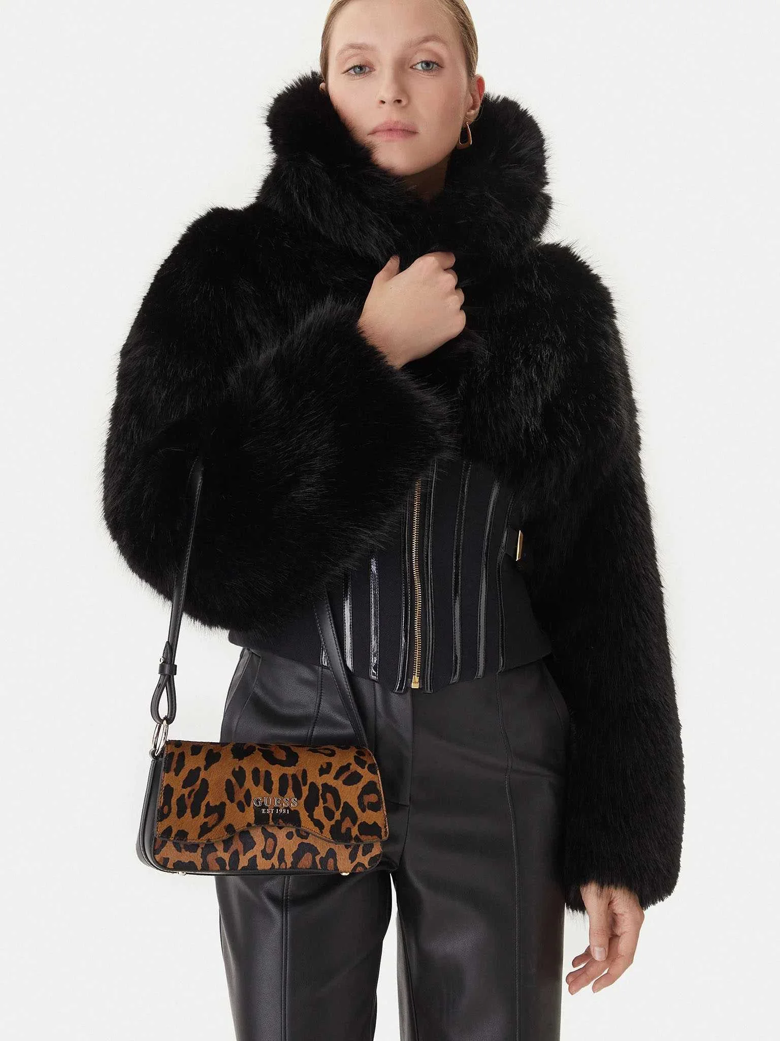 GUESS - DOMITILLA FLAP SHOULDER BAG GUESS - DOMITILLA FLAP SHOULDER BAG