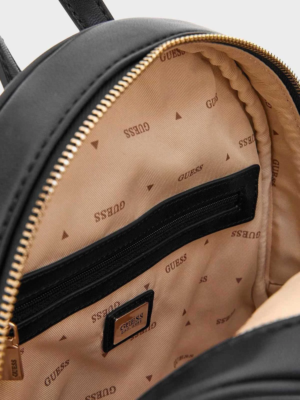 GUESS - GIULLY II DOME BACKPACK GUESS - GIULLY II DOME BACKPACK