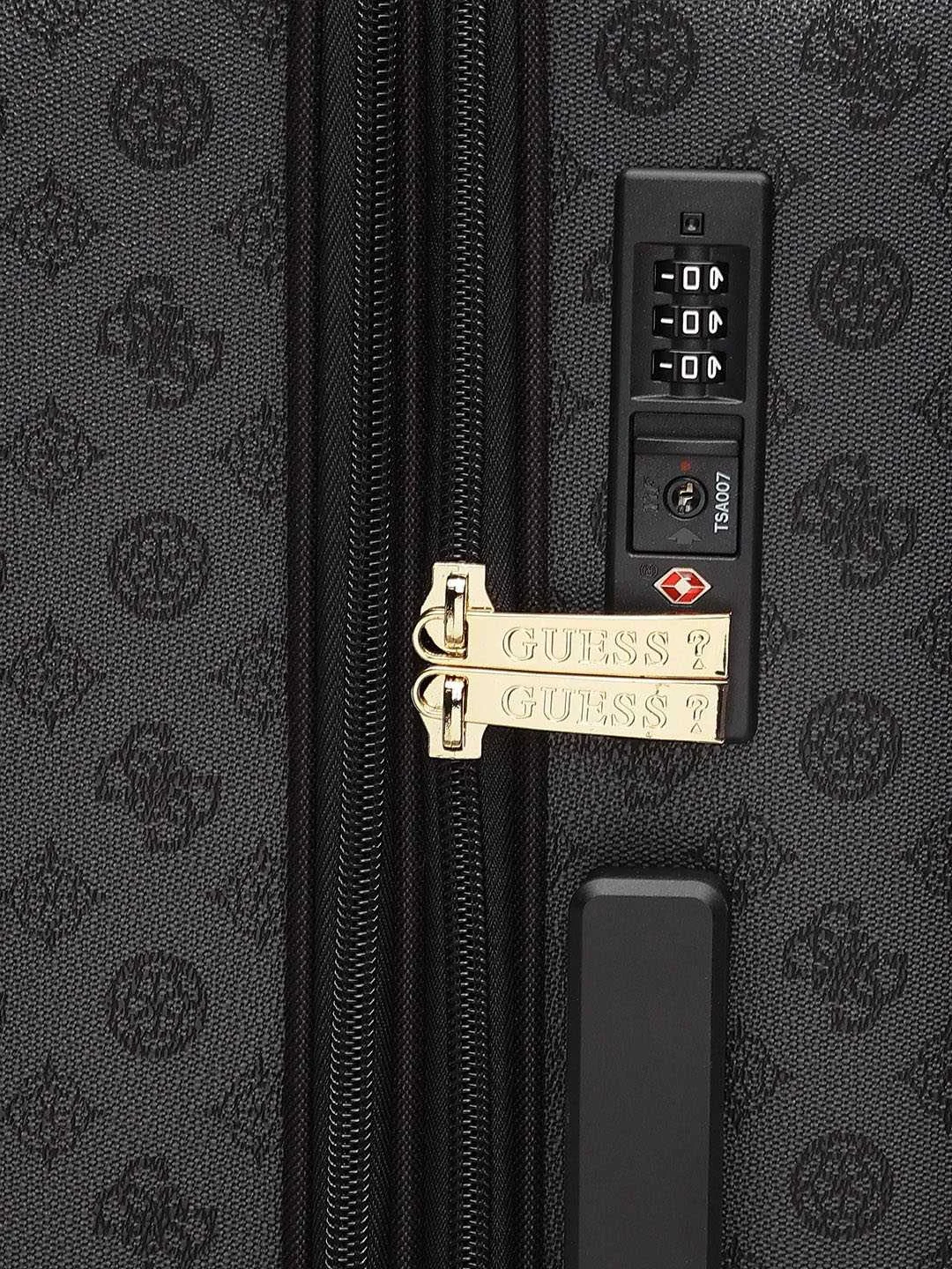 GUESS - WILDER 22 IN 8-WHEELER GUESS - WILDER 22 IN 8-WHEELER