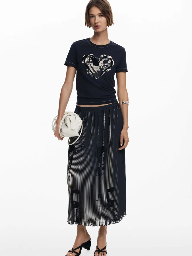 DESIGUAL - Newspaper...