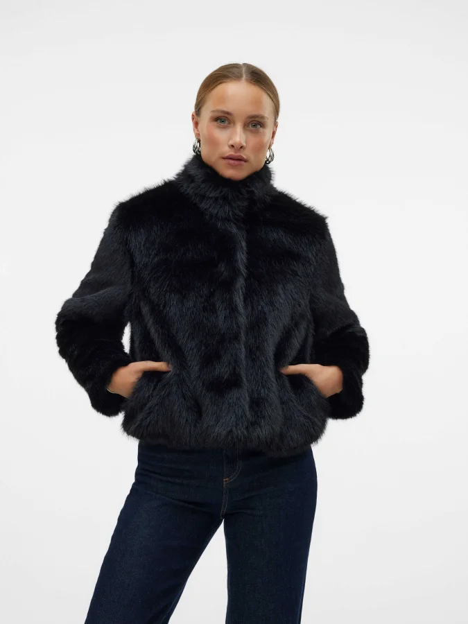 Vero Moda - VMMONROE SHORT...