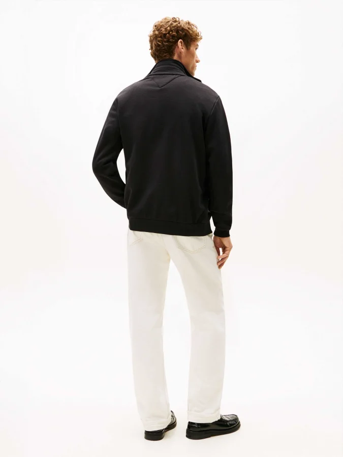 Tommy Hilfiger - GLOBAL... 2