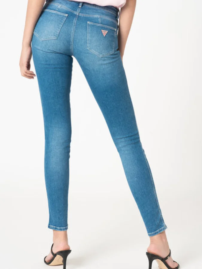 GUESS 2
