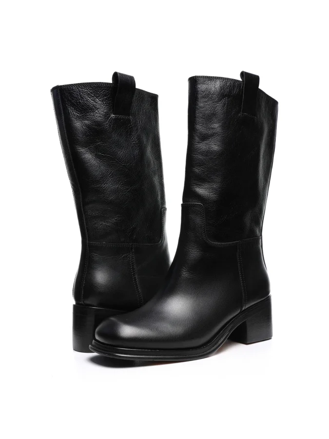 ATRIO X RUSO DANELIA