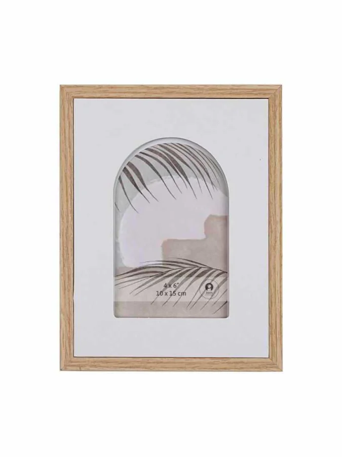 Item International -...