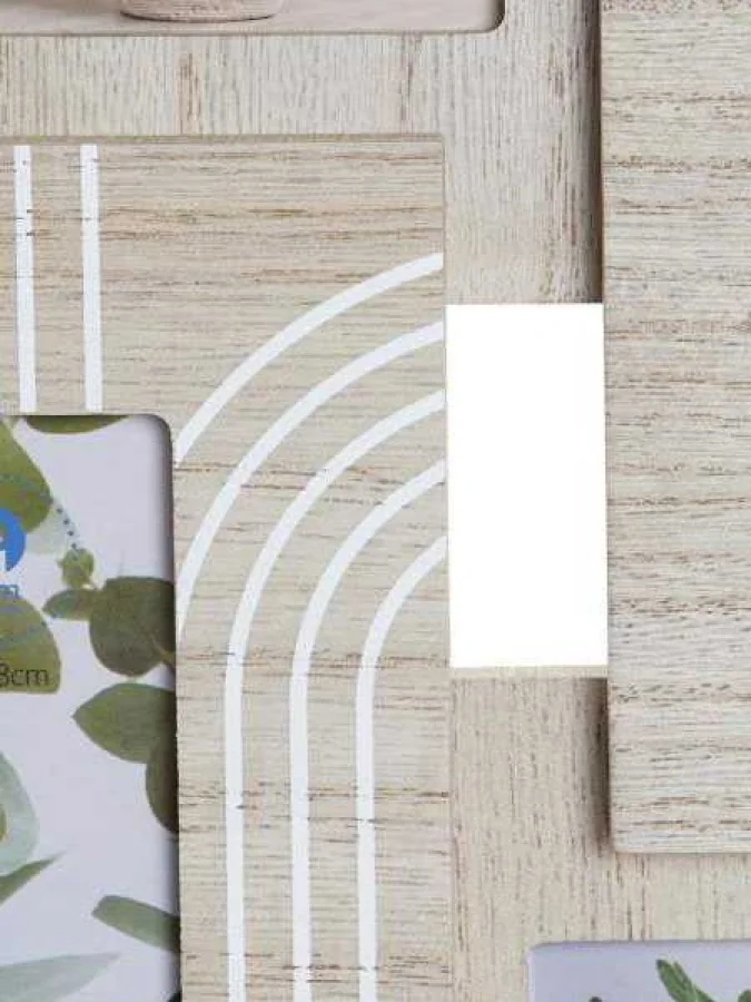 Item International -... 2