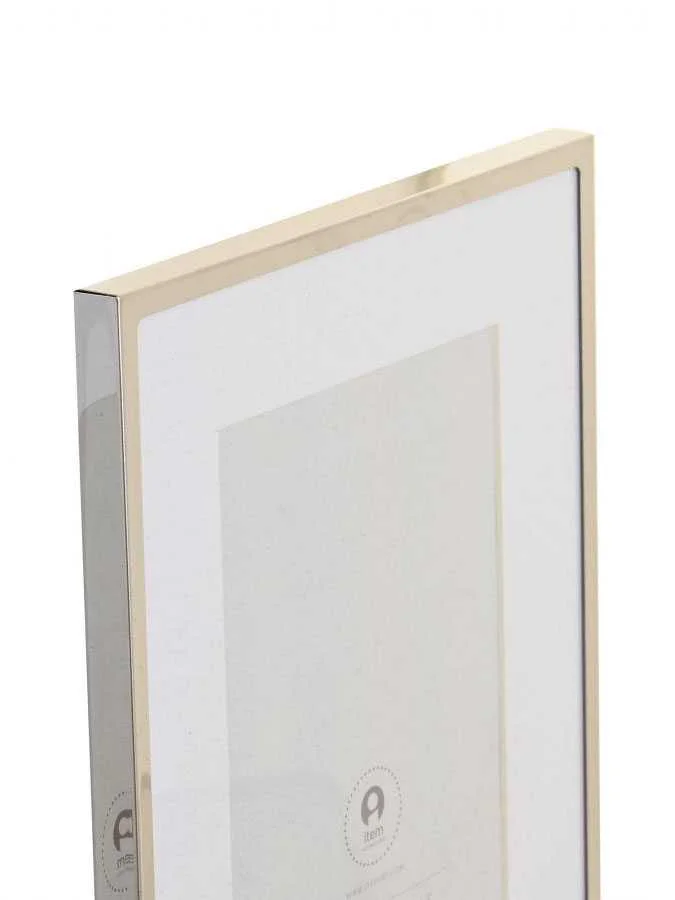 Item International -... 2