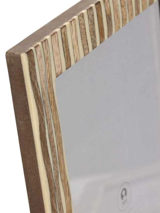 Item International -... 2