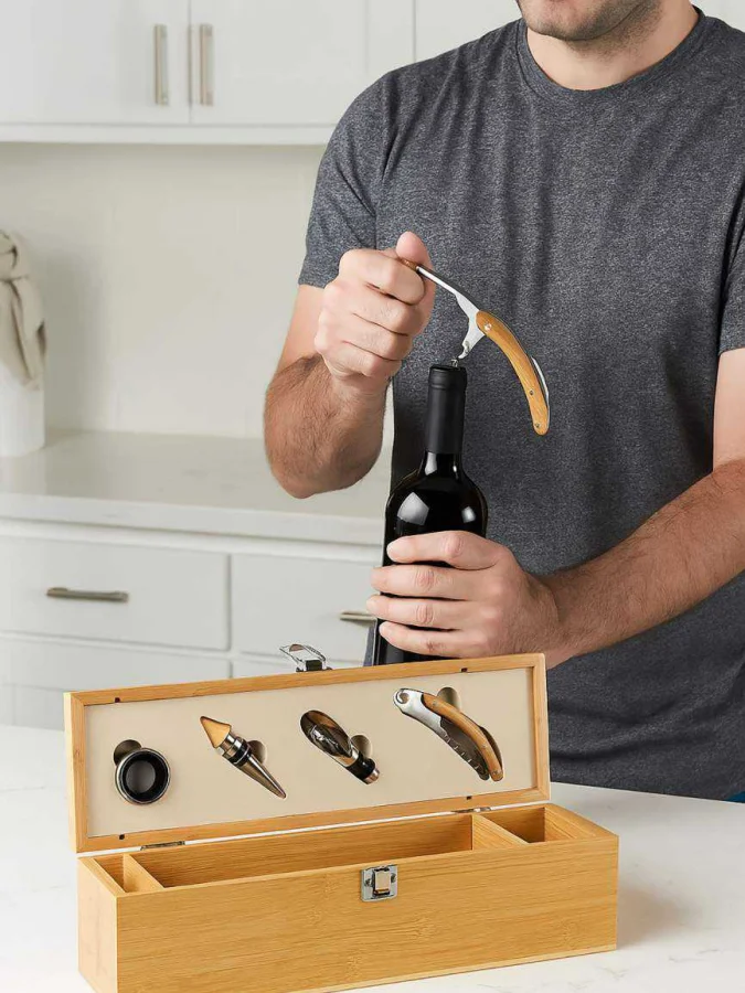 Item International - ღვინის...