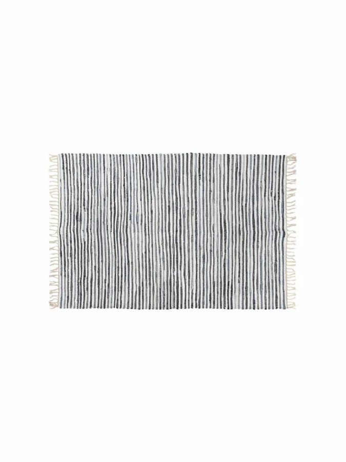 Item International -...