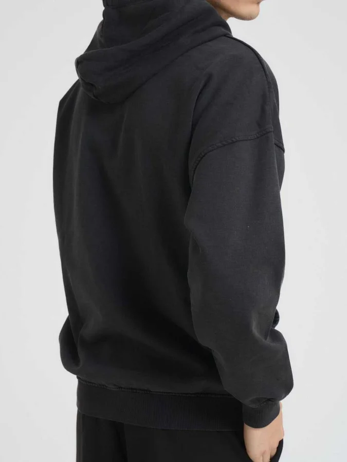 ONLY & SONS - ONSCREATIVE... 2