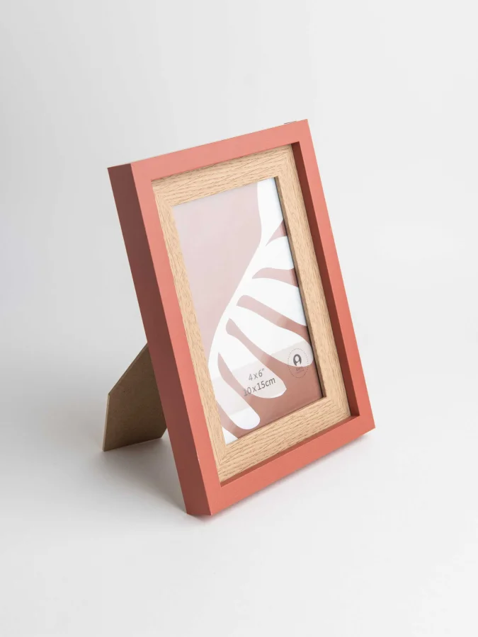 Item International -... 2