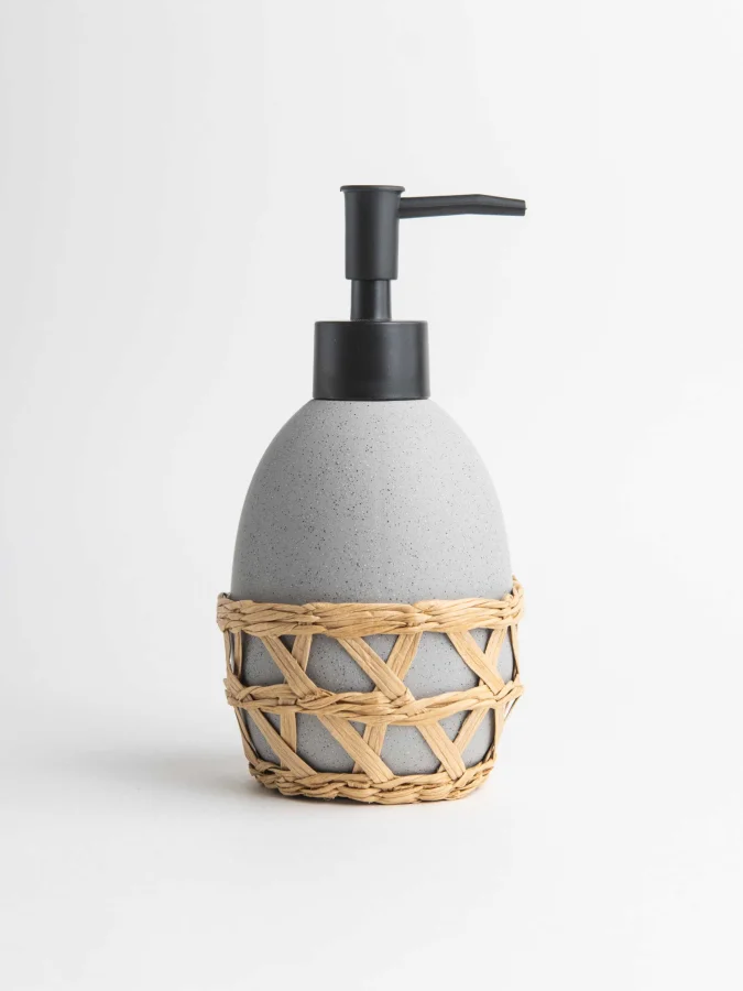 Item international -...