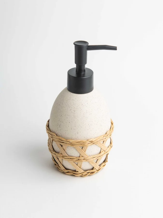 Item international -... 2