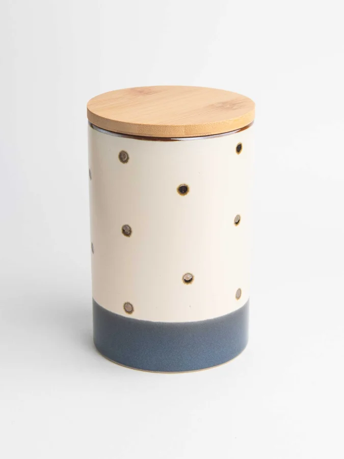 Item International - ბეჟი...