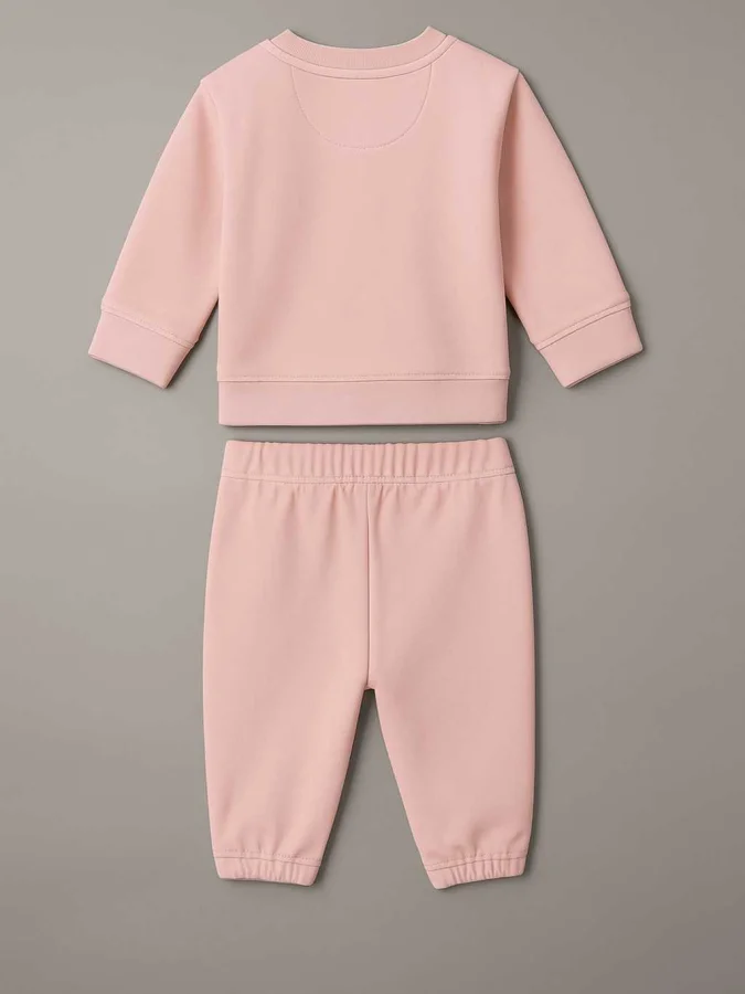 CALVIN KLEIN - VARSITY AW... 2