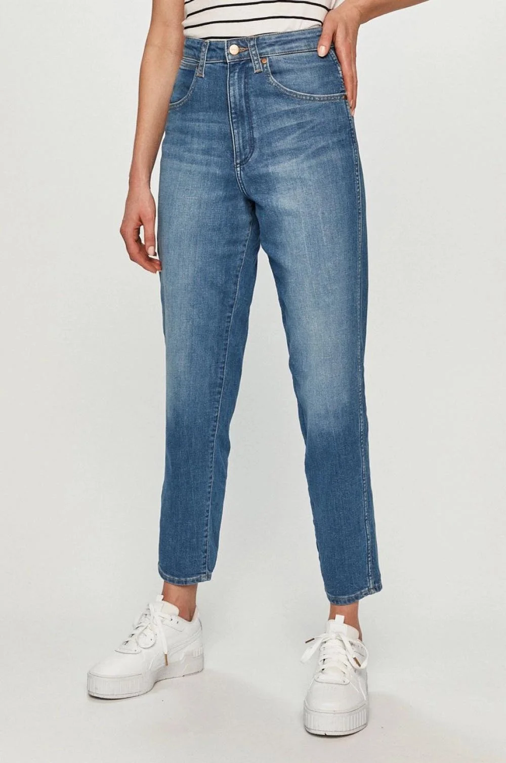 Wrangler - MOM Wrangler - MOM