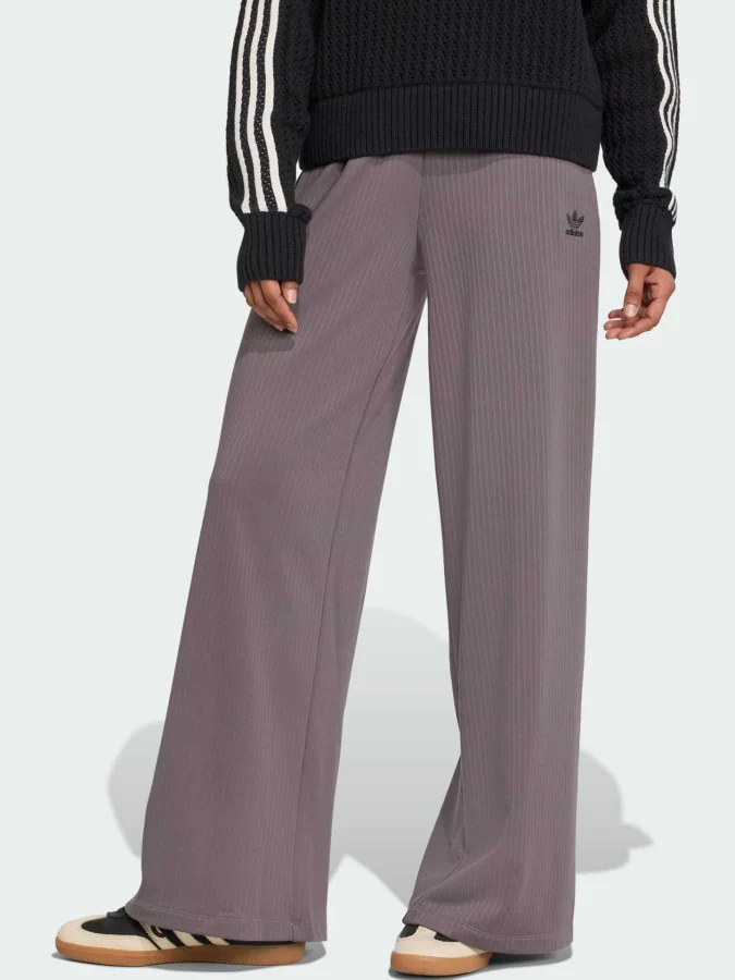 Adidas - Essentials...